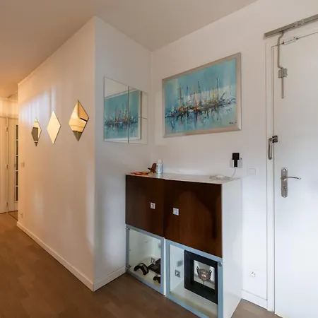 アパート Tranquil 3bd Flat W Chic Patiobnfolympiades *