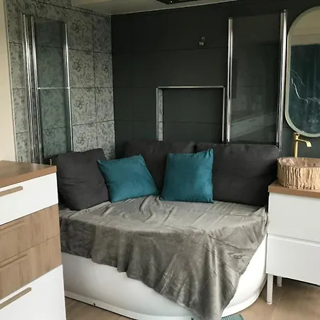 Tranquil 3bd Flat W Chic Patiobnfolympiades アパート *
