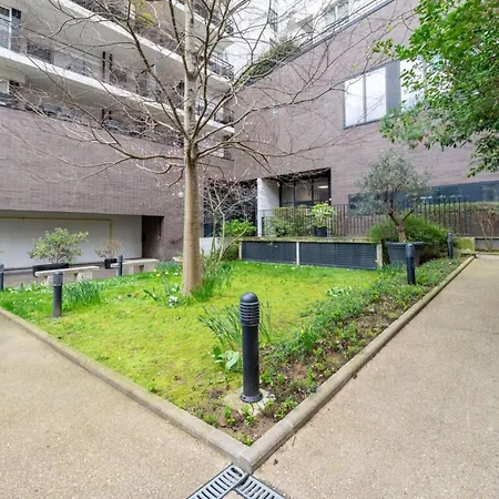Tranquil 3bd Flat W Chic Patiobnfolympiades アパート